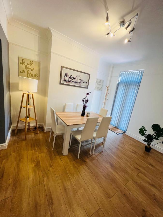 Luxurious Modern House In Anfield! Close To Lfc, Efc, City Centre!!! Liverpool Kültér fotó