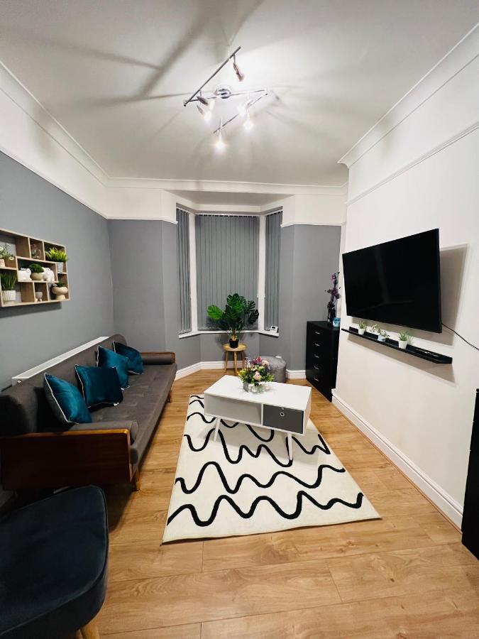 Luxurious Modern House In Anfield! Close To Lfc, Efc, City Centre!!! Liverpool Kültér fotó